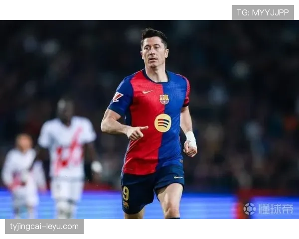 莱万多夫斯基进球方式解析：头球脚下与禁区终结是否均衡