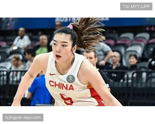 李梦居然能把同一个鞋柜塞满五大牌，怎么看都不像普通人！